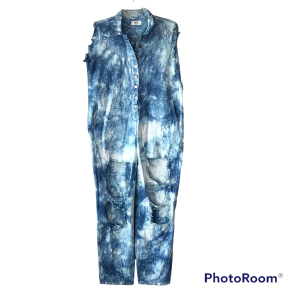 NO. 1 LOS ANGELES Acid Wash Denim Distressed Jumpsuit L - Picture 1 of 10